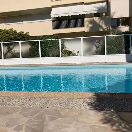 Bord De Mer,plage De Sable,parking Gratuit Apartmán Antibes